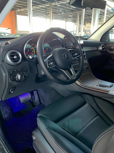 Imagen 11 de 12 de Mercedes-benz Clase Glc 2021 2.0 300 Sport At