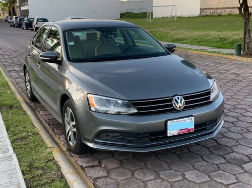 Imagen 2 de 7 de Volkswagen Jetta 2.5 Trendline Triptronic At