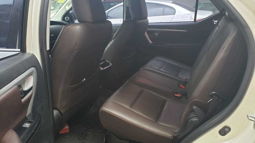 Toyota Sw4 4x4 Srx 2.8 Tdi 6 A/t 7a Mod 2016