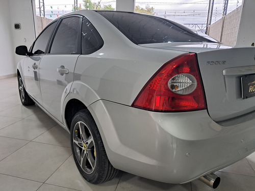 Ford Focus 2.0 Titanium Flex Powershift 5p