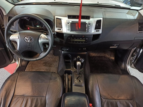 Toyota Hilux Srv Automatica 4x4 Cuero Muy Buen Estado