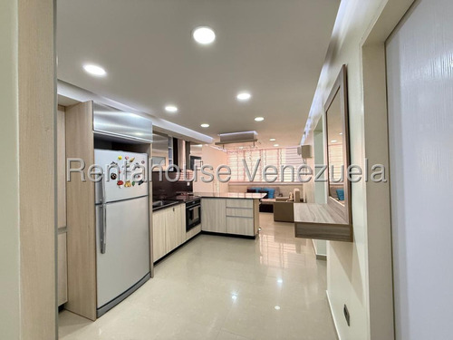 Alquilo Apartamento En Los Naranjos Humbold Lisbet Seijas #25-15809