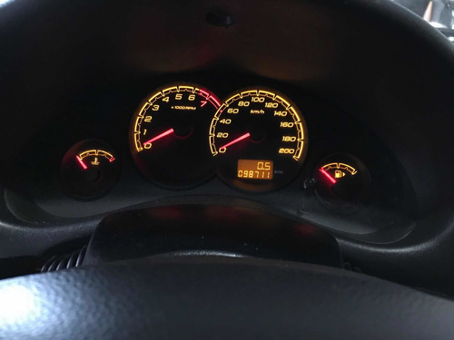Imagen 10 de 15 de Chevrolet Classic 1.4 Spirit