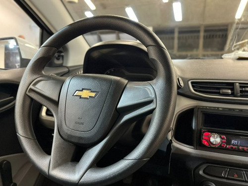 Chevrolet Onix Onix 1.0 MPFI LS 8V FLEX 4P MANUAL