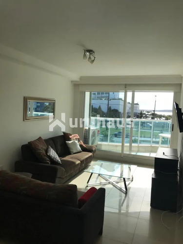 Alquiler Apartamento Dos Dormitorios Playa Mansa Punta Del Este Casino Tower