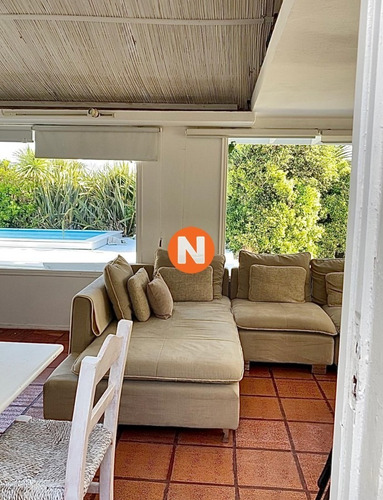 Casa En Venta Y Alquiler, La Barra, La Barra, 4 Dormitorios.- Ref: 206403