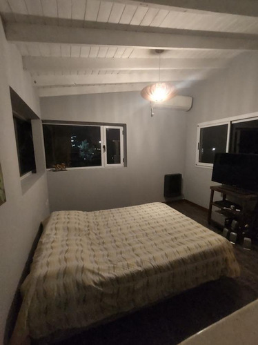 Casa En Venta - 3 Dormitorios 2 Baños - 90mts2 - Ostende