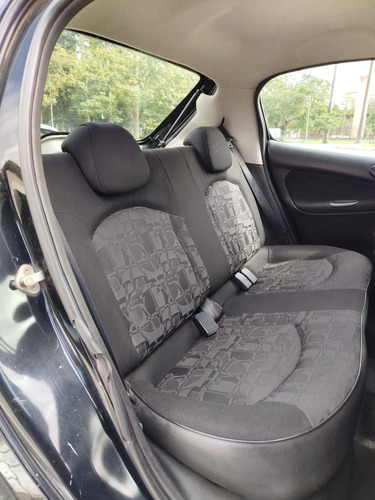 Peugeot 207 1.4 Xr Flex 5p