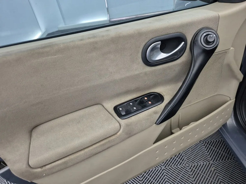 Renault Megane 2008 2.0 C2e20 Mt 