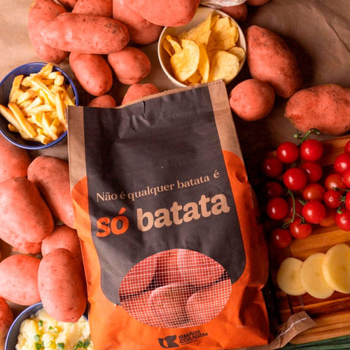 Batata Asterix para Fritar, Nhoque e Purê especial asterix vermelho fraccionada 10 kg em saco especial