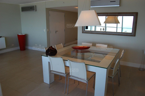 Imagen 11 de 30 de Apartamento Le Parc Piscina Piso Alto 3 Dormitorios Dependencia De Servicio Departamento En Venta Ubicado En Playa Brava, Punta Del Este, Punta Del Este / Maldonado
