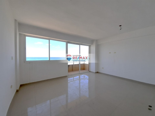 En Venta Apartamento Edificio Marian Suites, Tucacas. 