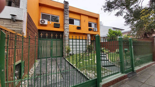 Casa Lote Propio, Jardín Y Pileta. Lote 9.16x41