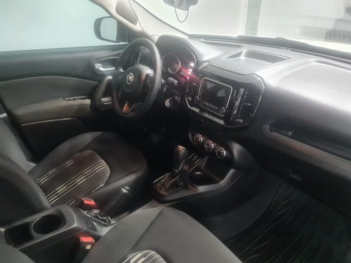 Imagem 2 de 15 de Fiat Toro 2017 1.8 16v Freedom Flex 4x2 Aut. 4p