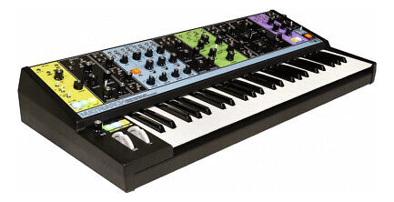 Moog Matriarch Semi-modular Analog Synthesizer And Step Eea