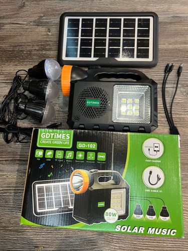 Kit Solar Radio Y Lámpara 80w . Recargable 3 Ampolletas