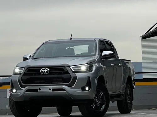 Toyota Hilux 2.4 Diesel Srv 4X4 At