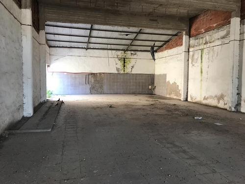Galpón En Alquiler De 700m2
