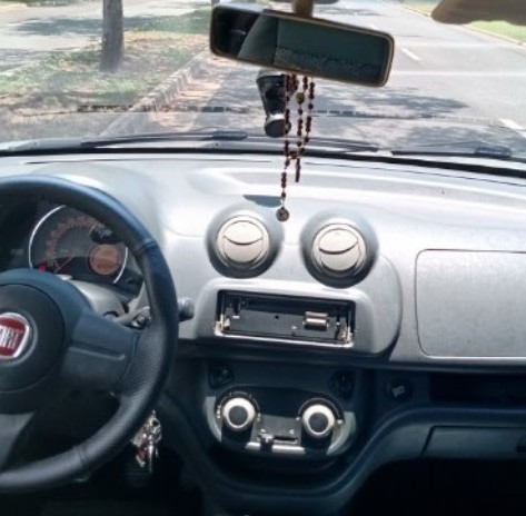 Fiat Uno 2012 1.0 Vivace Flex 3p