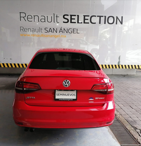 Imagen 4 de 15 de Volkswagen Jetta Sportline Tip 2017
