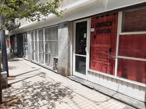 Venta Local - Al Frente, Sobre Calle Alte. Brown