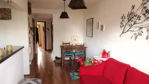 Apartamento En Venta , Living Comedor, 2 Dormitorios, 1 Baños, Cocina Semi-integrada, Terraza Lavadero, Balcón Y Cochera- Guadalupe-goes
