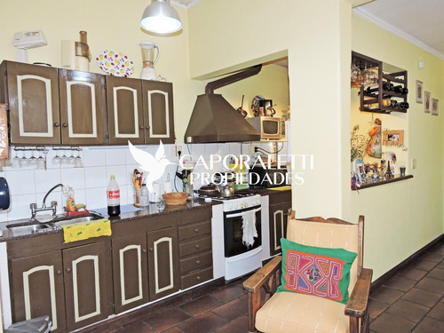 Imagen 11 de 30 de Casa En Venta 4 Ambientes Con Cochera Pileta Parque Banfield