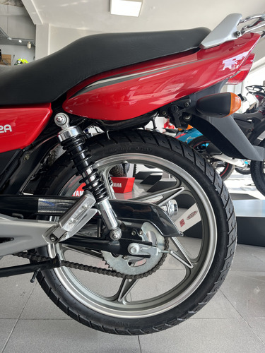 Suzuki En 125a