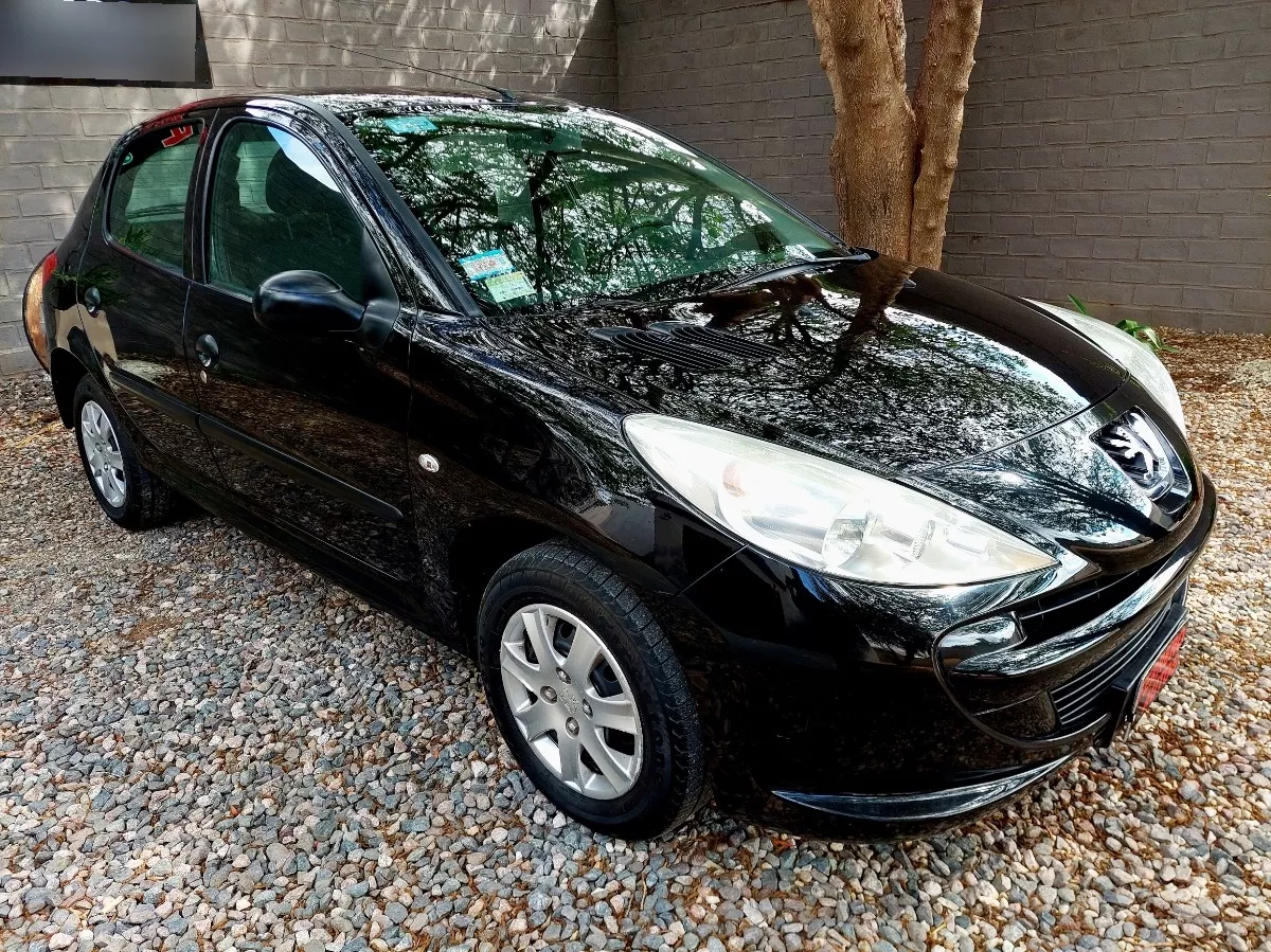 Peugeot 207 1.4 Active 75cv