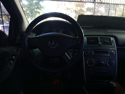 Imagen 11 de 16 de M. Benz B200 2009 - Juan Manuel Autos
