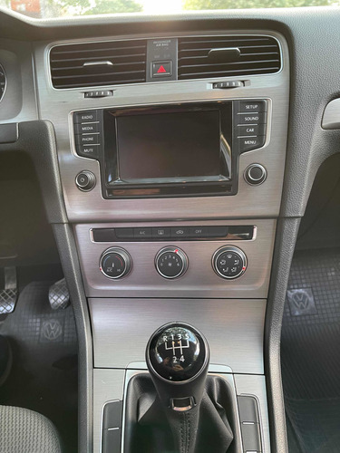 Volkswagen Golf 1.6 Trendline 2015