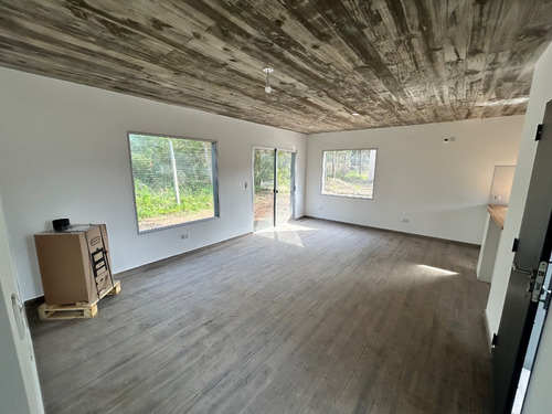 Punta Del Este, Maldonado Casa En Parque Pinares Estrenar, Barrio Privado, 2 Dorm 2 Baños, 370 M2 Terreno, Sólida Construcción Tradicional, Venta Us$ 170.000.