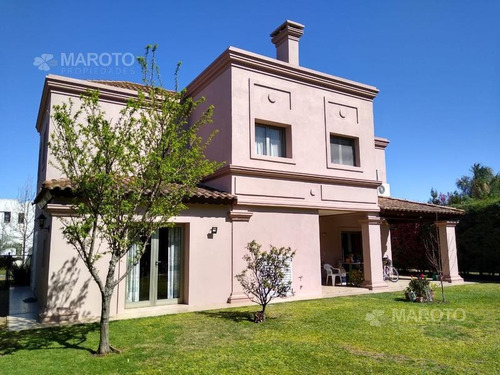 Imagen 3 de 23 de Casa En Venta En Barrio San Lucas - Maroto Propiedades