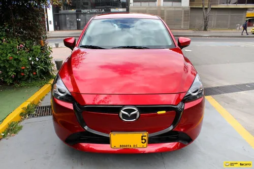 Mazda 2 Touring Sedan 2024