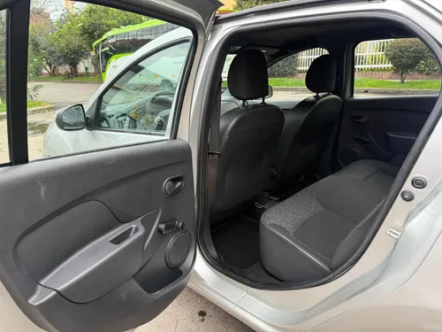 Renault Logan 1.6 Authentique