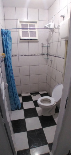 Casa Rio Das Ostras Praia ( Kitnet) Com Varadão Grande