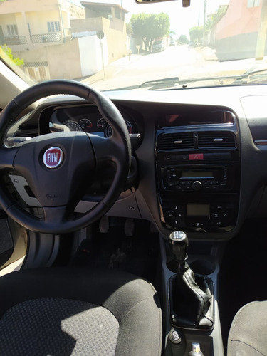Fiat Linea 1.8 Essence 2013 Branco Completo Ar Digital