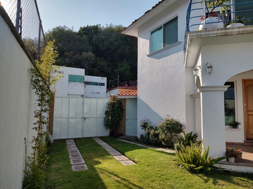 Imagen 14 de 24 de Bonita Casa En Fraccionamiento Joyas De Cortes Al Norte De Cuernavaca Tiene Una Exelente Vista Y El Clima Es Sensacional