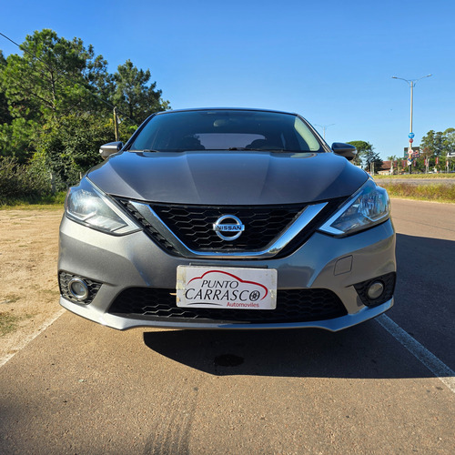 Nissan Sentra 1.8 Advance