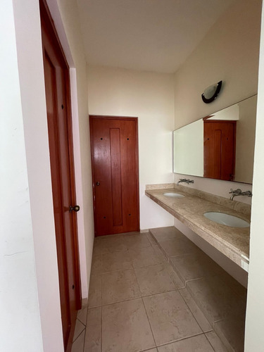 Imagen 10 de 19 de Casa En Temozon Privada Las Fincas Una Planta