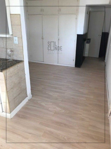 Imagen 7 de 13 de Zona Varese. Departamento 2 Amb. Con Patio.