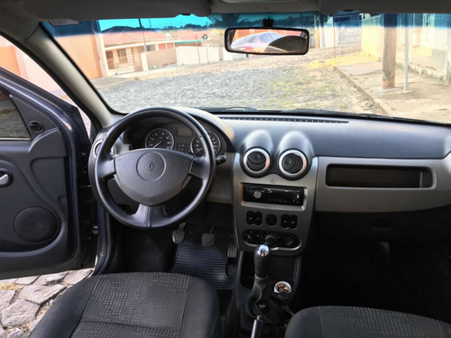 Imagem 6 de 10 de Renault Sandero 2010 1.0 16v Expression Hi-flex 5p
