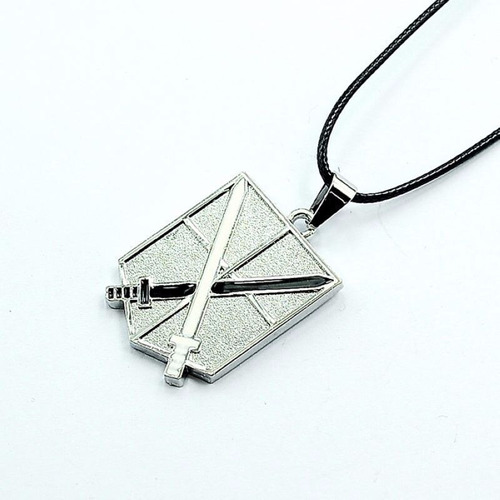 Collares De Attack On Titan: Shingeki No Kyojin + Regalo