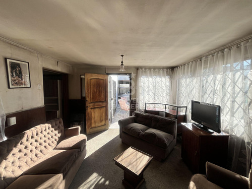Casa Para Remodelar En Barrio Suarez Mujica