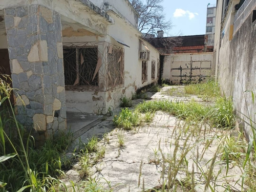 Imagen 14 de 16 de Casa Sector La Ceiba Av. Bolivar Valencia Atc-893 Marisol 04244923040