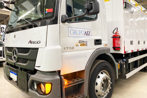 Caminhão Mercedes-benz Atego 1719 4x2 Comboio 6.000l Aizi