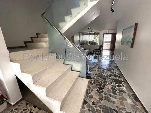 Casas En Venta Mls #25-13693