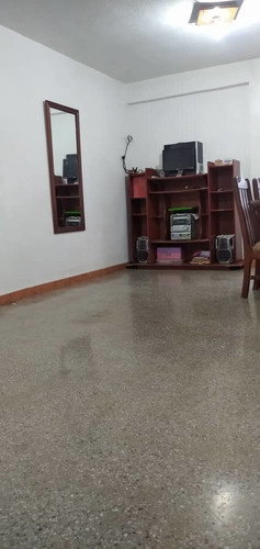Imagen 3 de 9 de Apartamento En Venta Urb Cecilio Acosta El Paso Los Teques