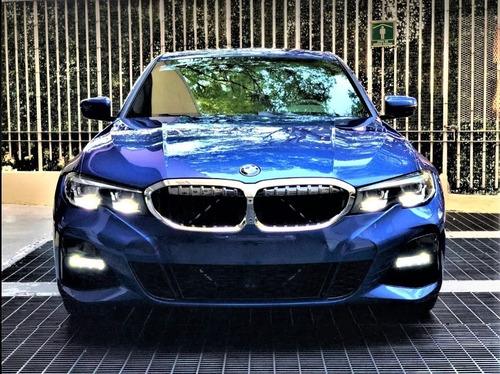 Imagen 3 de 12 de Bmw 320i Msport 2021 Con 590 Kilometros Equipo Adicional