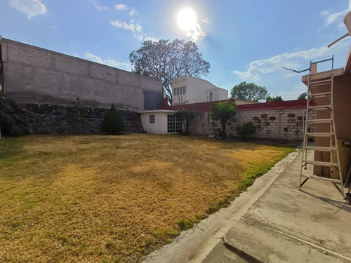 Casa Sola Con Amplio Jardín, Rápida Salida A Cdmx